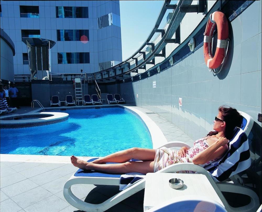 Royal Concorde Hotel & Suite Dubaj Exteriér fotografie