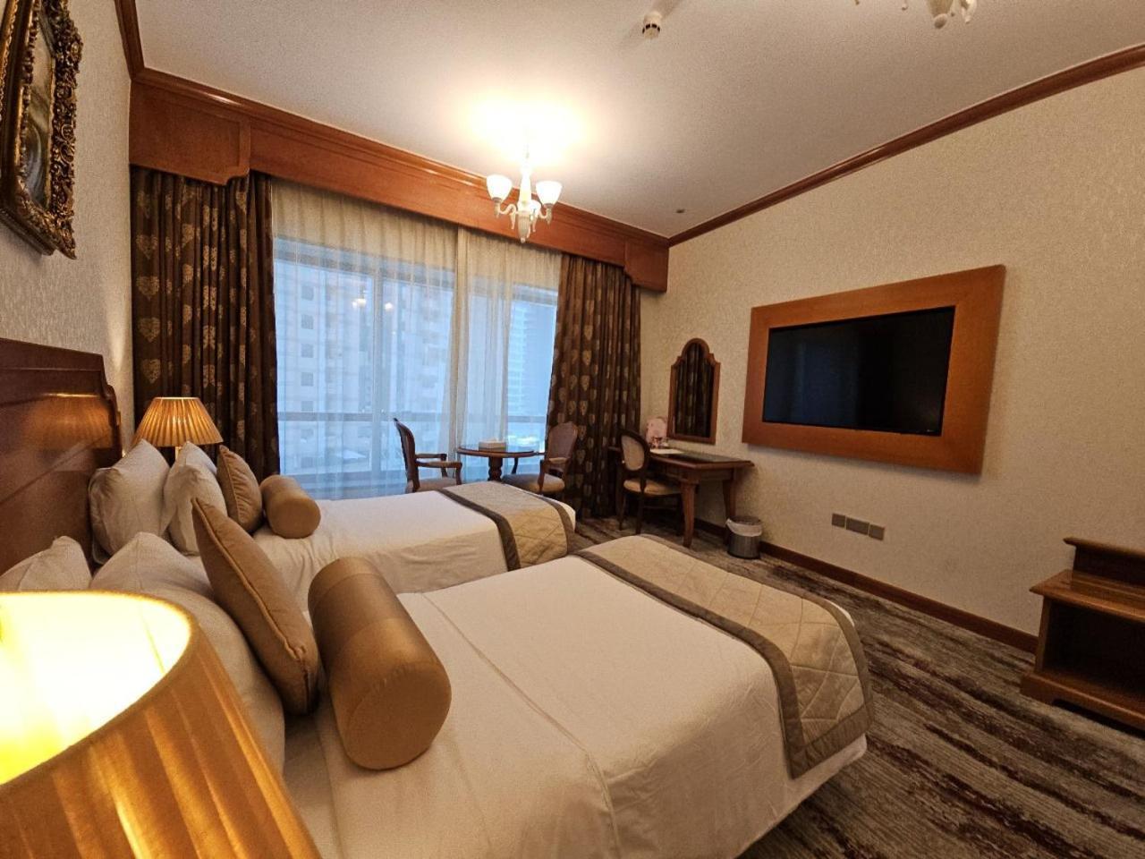 Royal Concorde Hotel & Suite Dubaj Exteriér fotografie
